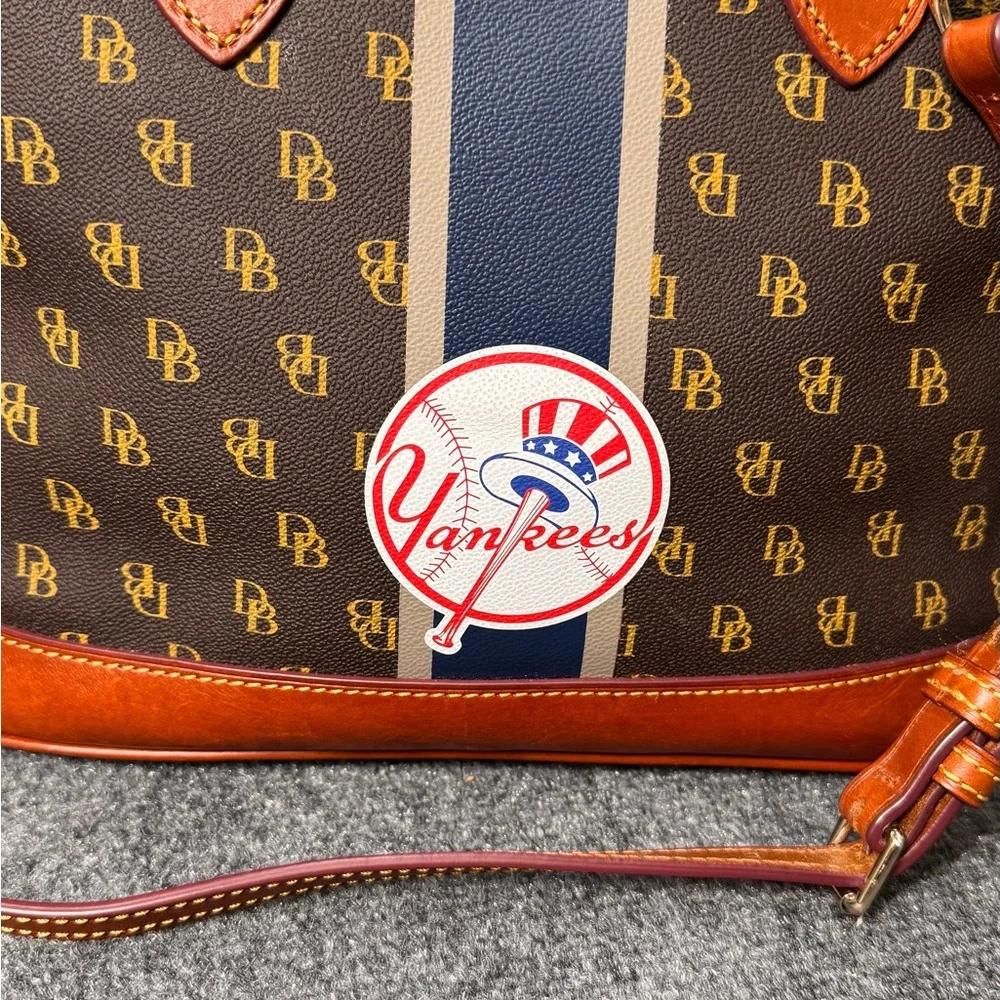 Dooney & Bourke New York Yankees‎ Satchel Crossbody Bag